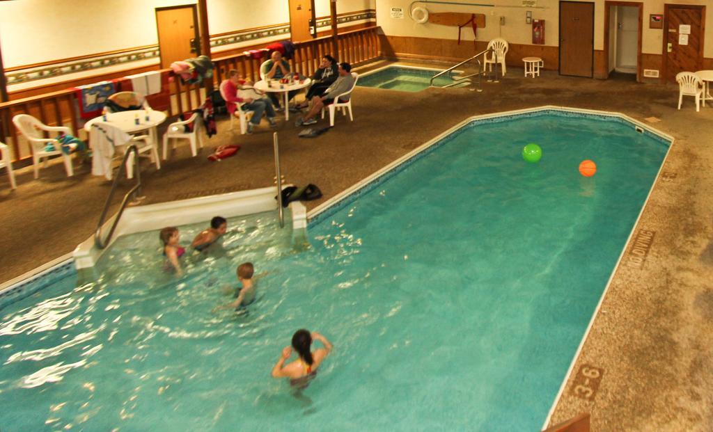 Luck Country Inn Eksteriør billede